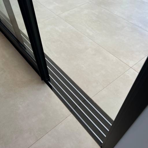 Soleiras e Peitoris Sob Medida em Piracicaba, SP por Piramarmores - Marmoraria Piracicaba