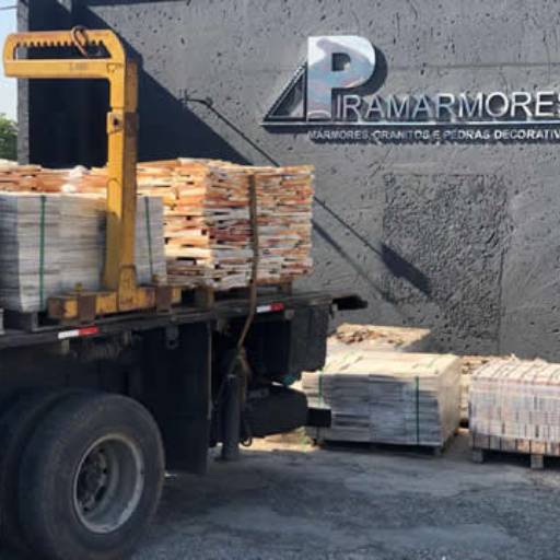 Batentes de Portas e Elevadores em Pedra – Piracicaba, SP por Piramarmores - Marmoraria Piracicaba