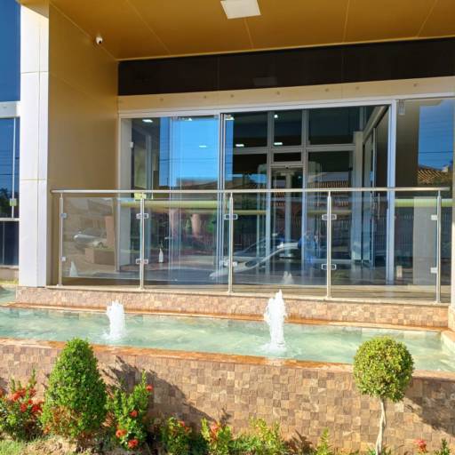 Obra no Banco Creditag  por Top Vidros