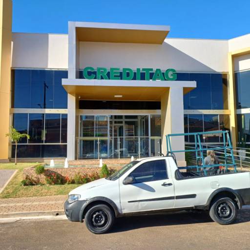 Obra no Banco Creditag  por Top Vidros