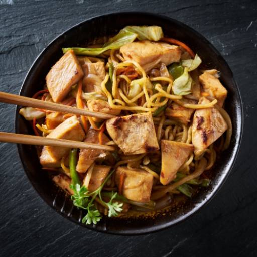 Yakissoba  por Kyga Sushi