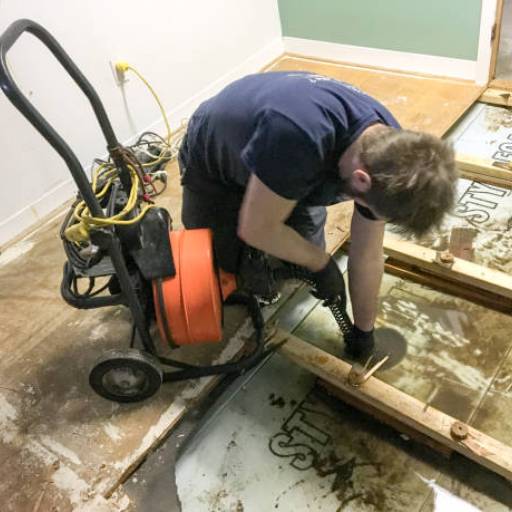 Desentupimento de Ralos em Joinville: Rápido, Limpo e Seguro por Desentupidora Limpa Cano