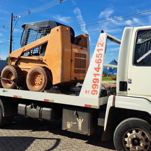 Guincho para pequenos tratores, mini retroescavadeiras e mini escavadeiras – Brasília, DF por Marquinho Guincho