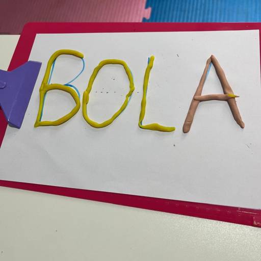 Rafaela Vicunã - Neuropsicopedagoga por Espaço Aprendo +