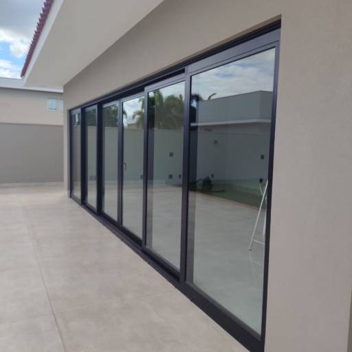 Linha Perfetta – Esquadrias de Alumínio com Estilo e Durabilidade em Assis, SP por American Glass Vidraçaria e Esquadrias de Alumínio Linha Perfetta – Esquadrias de Alumínio com Estilo e Durabilidade em Assis, SP por American Glass Vidraçaria e Esquadrias de Alumínio