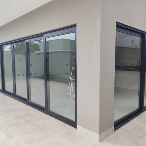 Linha Perfetta – Esquadrias de Alumínio com Estilo e Durabilidade em Assis, SP por American Glass Vidraçaria e Esquadrias de Alumínio Linha Perfetta – Esquadrias de Alumínio com Estilo e Durabilidade em Assis, SP por American Glass Vidraçaria e Esquadrias de Alumínio