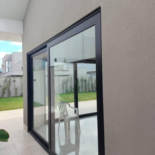 Linha Perfetta – Esquadrias de Alumínio com Estilo e Durabilidade em Assis, SP por American Glass Vidraçaria e Esquadrias de Alumínio Linha Perfetta – Esquadrias de Alumínio com Estilo e Durabilidade em Assis, SP por American Glass Vidraçaria e Esquadrias de Alumínio