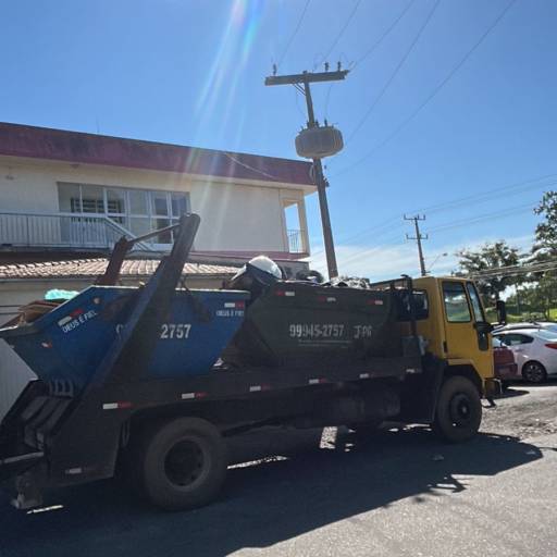 Caçamba para Obra em Criciúma – Solução Rápida para Descarte de Entulho por SM Terraplanagem