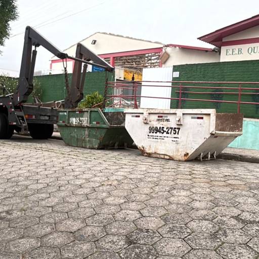 Locação de Caçamba Urgente em Criciúma – Atendimento Rápido Quando Você Mais Precisa por SM Terraplanagem