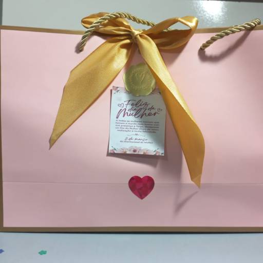 Presentes de Dia dos Namorados em Belém – Surpreenda com Amor e Criatividade por QTAL Presentes