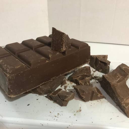 Chocolates com o Logo da Sua Empresa – Presentes Corporativos em São Paulo por Tia Madrinha Bolos e Chocolates