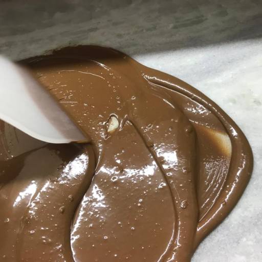 Chocolates com o Logo da Sua Empresa – Presentes Corporativos em São Paulo por Tia Madrinha Bolos e Chocolates