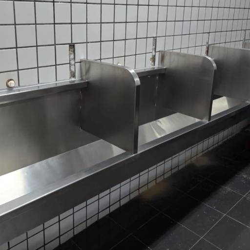 Mictório Industrial em Inox Produzido para a Usina Zilor – Projeto Especial em Lençóis Paulista por MW Inox Fabricação e Polimento Industrial