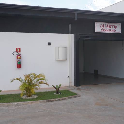 Suíte Quarto Vermelho – Intensa, Ousada e Memorável em Cacoal por Motel Você Que Sabe