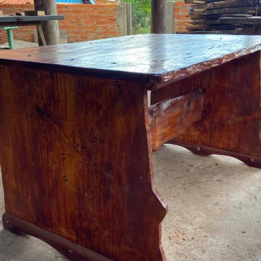 Mesas de Eucalipto e Pinus Sob Encomenda em Ninho Verde II por Eldorado Madeiras