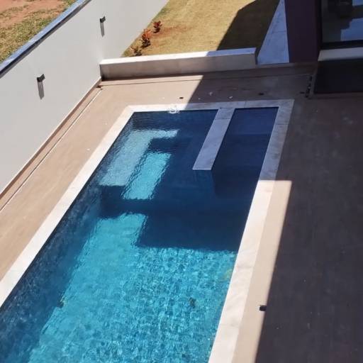 Construção de Piscinas em Santa Bárbara Resort com Alta Qualidade