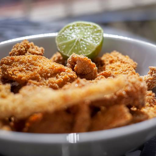 Caranha Inteira Picada