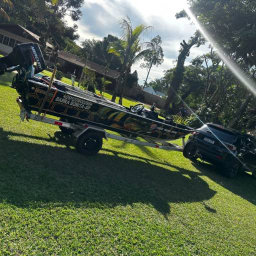 Barco Pety Brasil Miraguaia 550 por Guia de Pesca Esportiva 