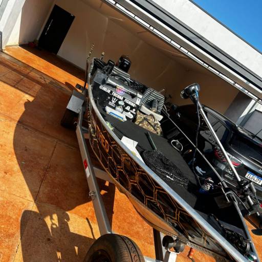 Barco Pety Brasil Miraguaia 550 por Guia de Pesca Esportiva 