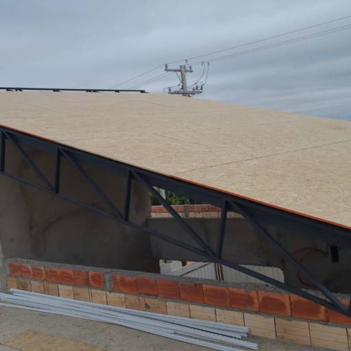 Obra em Andamento no Setor Iate – Qualidade Garantida na Riviera por Top Arquitetura e Construção