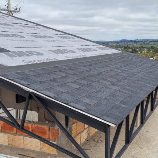 Obra em Andamento no Setor Iate – Qualidade Garantida na Riviera por Top Arquitetura e Construção