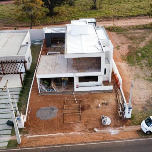 Construção Finalizada com Excelência – Obra Concluída no Riviera de Santa Cristina XIII, SP por Top Arquitetura e Construção