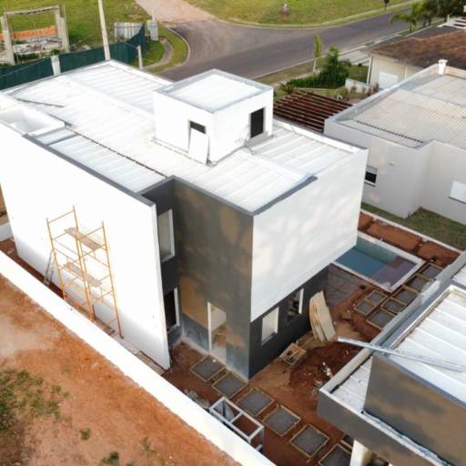 Construção Finalizada com Excelência – Obra Concluída no Riviera de Santa Cristina XIII, SP por Top Arquitetura e Construção
