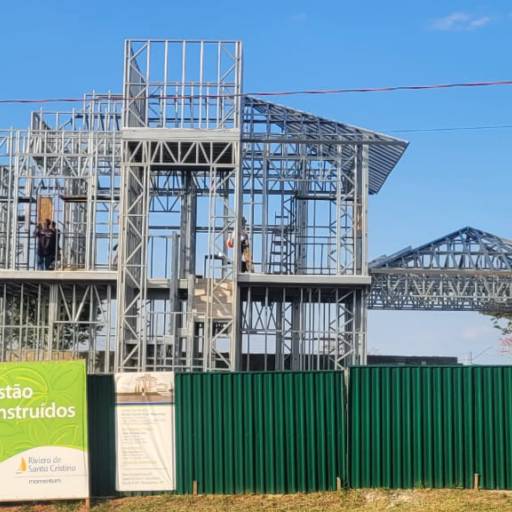 Construção Eficiente com Steel Frame – Setor Marina, Riviera por Top Arquitetura e Construção