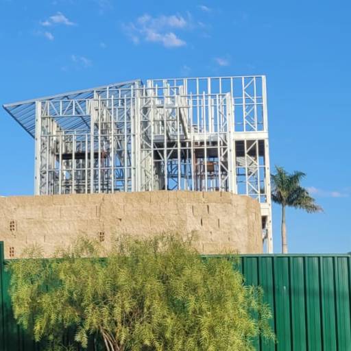 Construção Eficiente com Steel Frame – Setor Marina, Riviera por Top Arquitetura e Construção