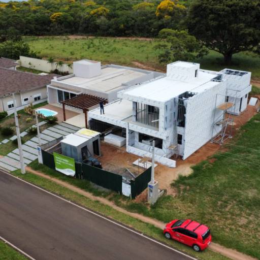 Casa Pronta com Steel Frame – Obra Finalizada na Riviera por Top Arquitetura e Construção