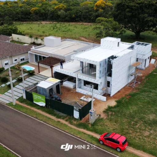 Casa Pronta com Steel Frame – Obra Finalizada na Riviera por Top Arquitetura e Construção