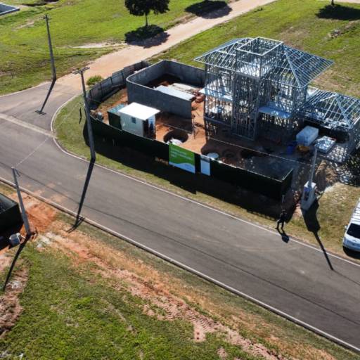 Featured Content from DJI Fly - Obra em Andamento com Qualidade – Construção na Riviera de Santa Cristina XIII por Top Arquitetura e Construção