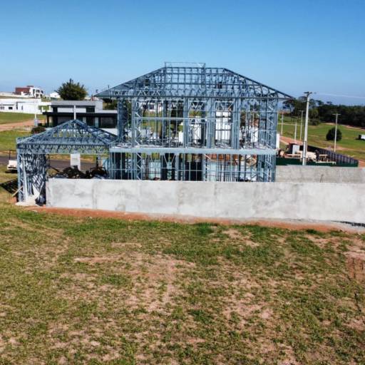 Featured Content from DJI Fly - Obra em Andamento com Qualidade – Construção na Riviera de Santa Cristina XIII por Top Arquitetura e Construção