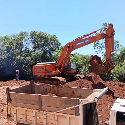 Caçamba para Transporte de Terra – Agilidade e Segurança no Ninho Verde II