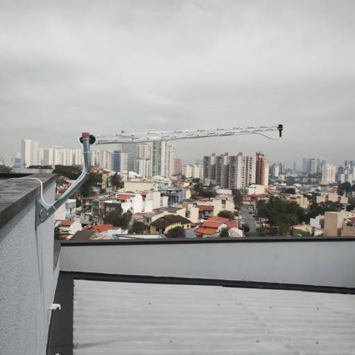 Antena proeletronic 38 elementos para o sinal digital para dois pontos instalada no bairro Paraíso em Santo André em 04/08/2025