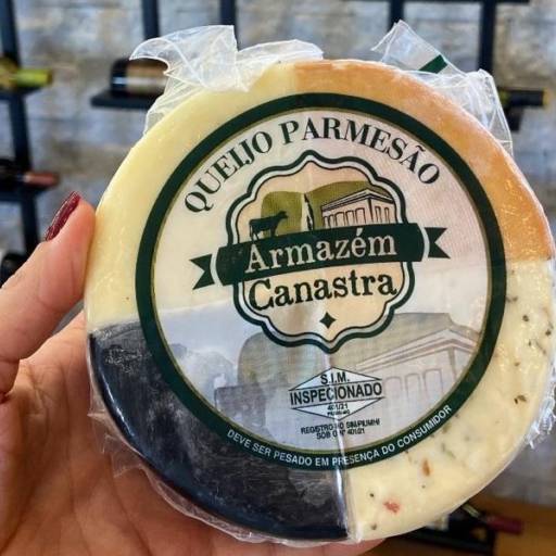 Queijo tipo Kit Parmesão