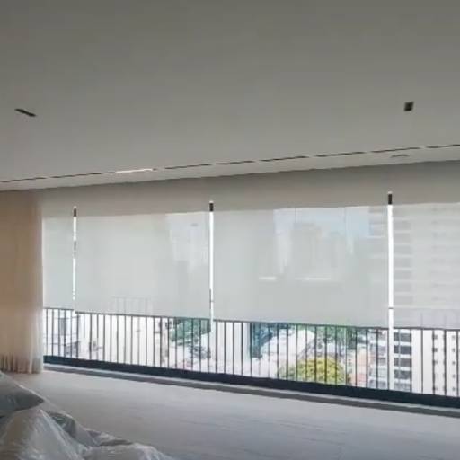 Rolos Tela Solar Motorizados Sob Medida – RR Cortinas em São Paulo por RR Cortinas e Persianas - Especialista em Rolos Motorizados
