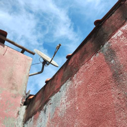 Antena parabólica banda Ku StarOne C2 70w instalada para dois pontos com receptores Century MidiaBox b5 no bairro Parque Erasmo Assunção santo André em 07/08/2025