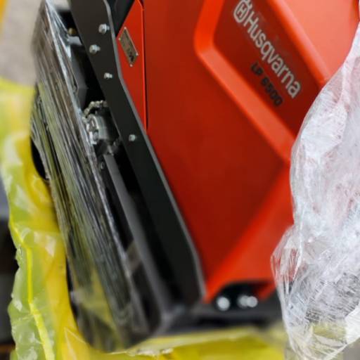 Compactação com Eficiência e Potência: Conheça o Rolo Compactador de 700kg! por 3R Locadora de Equipamentos para Construção Civil