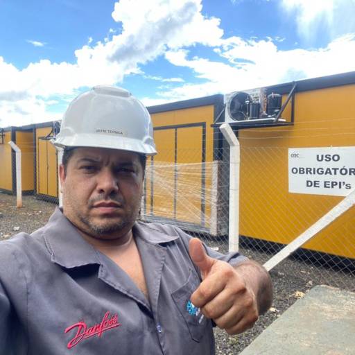 Especialista em Refrigeração em Olímpia por Refrigeração Refri - Técnica