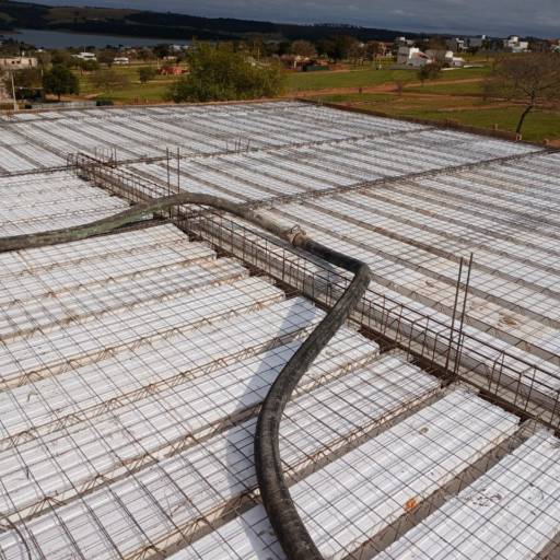 Obra da Marcelo Nascimento Construtoras no Riviera de Santa Cristina XIII – SP por Marcelo Nascimento