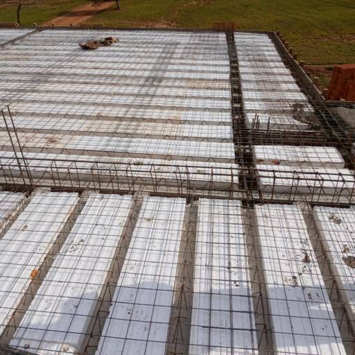 Obra da Marcelo Nascimento Construtoras no Riviera de Santa Cristina XIII – SP por Marcelo Nascimento