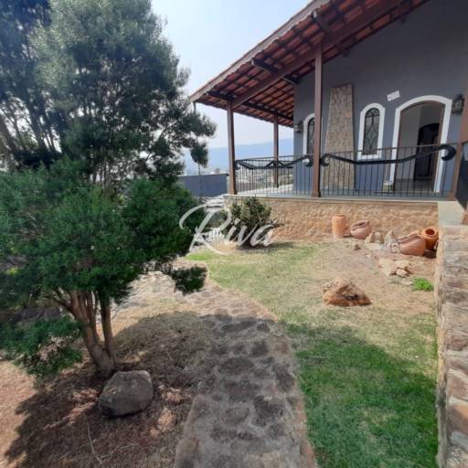 Casa à venda no Jardim do Lago – Atibaia/SP em Atibaia, SP por Riva Imóveis a Venda Atibaia