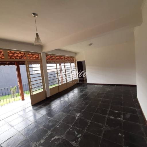 Casa à venda no Jardim do Lago – Atibaia/SP em Atibaia, SP por Riva Imóveis a Venda Atibaia