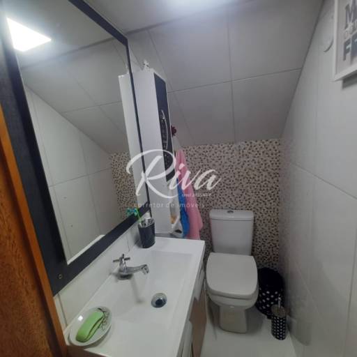 Casa à venda no Jardim do Lago em Atibaia/SP em Atibaia, SP por Riva Imóveis a Venda Atibaia