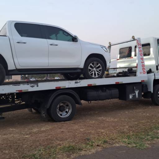 Remoção de veículo em Samambaia feita com prontidão por Marquinho Guincho