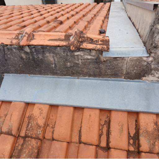 Aplicação de manta asfaltica