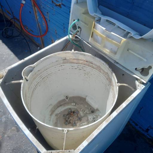 Limpeza em Máquina de Lavar Roupa  por Clima Tec