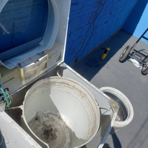 Limpeza em Máquina de Lavar Roupa  por Clima Tec