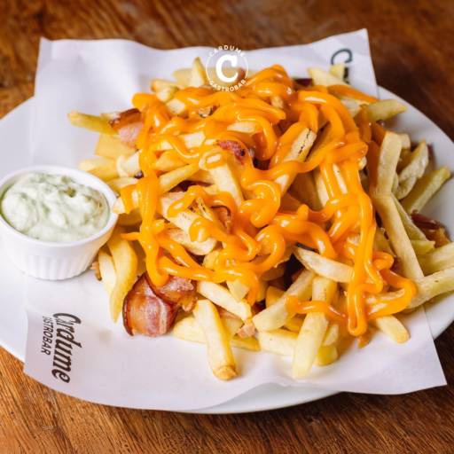 Batata com Cheddar por Cardume Gastrobar  Batata com Cheddar por Cardume Gastrobar